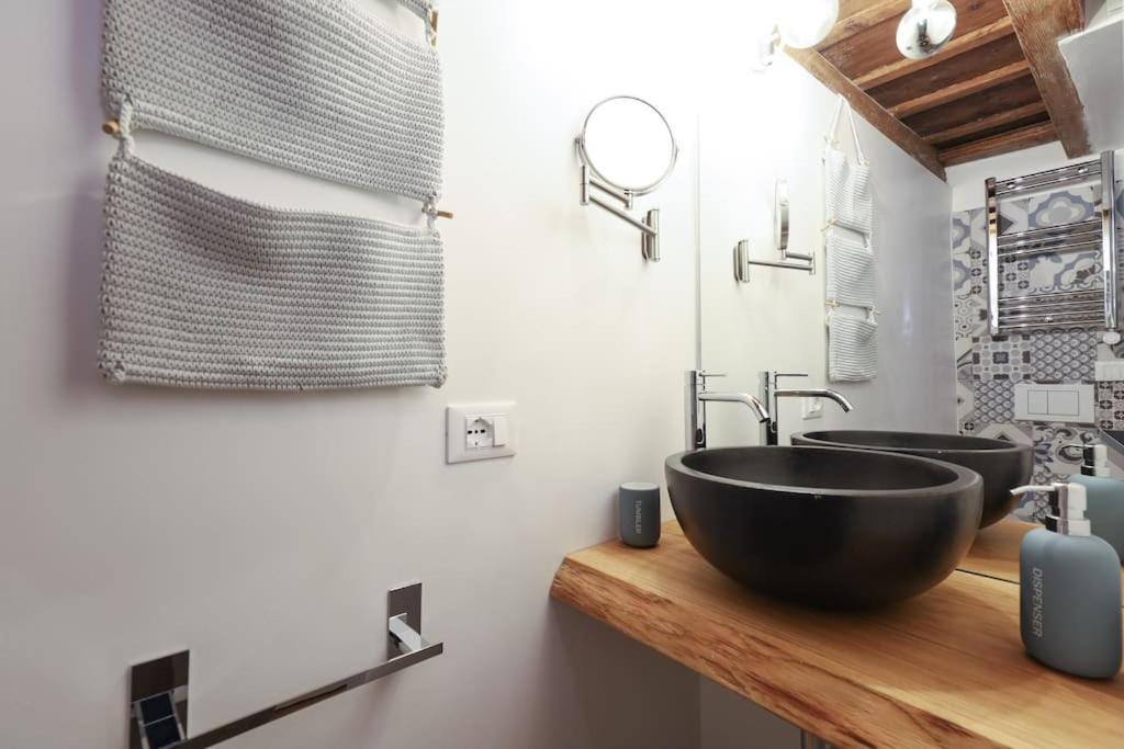 Cozy Loft Navigli, Close To Duomo And Bocconi - Italy Flat Vacation Milano Exteriör bild