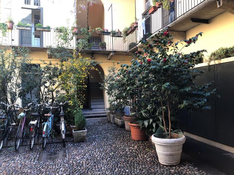 Cozy Loft Navigli, Close To Duomo And Bocconi - Italy Flat Vacation Milano Exteriör bild