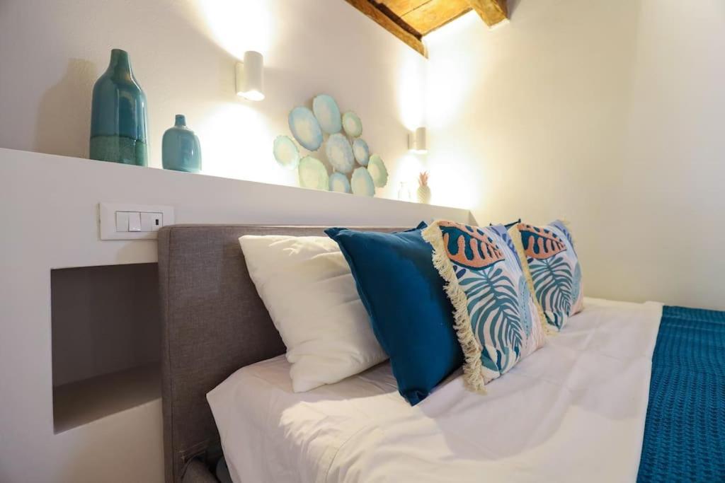 Cozy Loft Navigli, Close To Duomo And Bocconi - Italy Flat Vacation Milano Exteriör bild