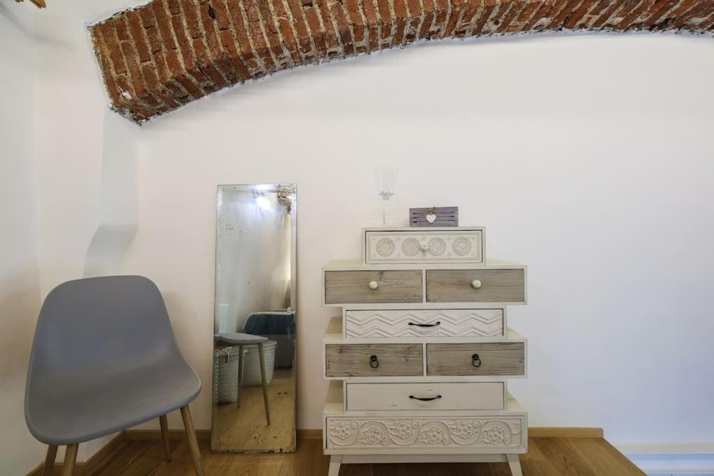 Cozy Loft Navigli, Close To Duomo And Bocconi - Italy Flat Vacation Milano Exteriör bild